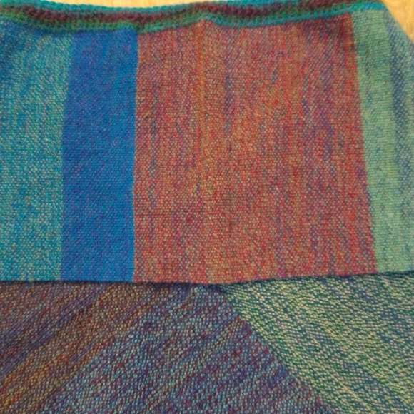 H.P.vWoven Poncho Style Scarf - Picture 5 of 7